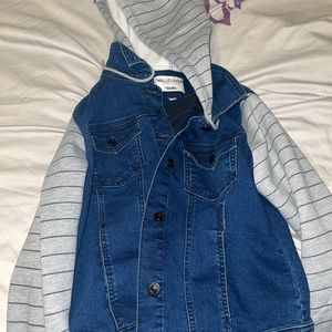 🍂 Jean jacket with hoodie
